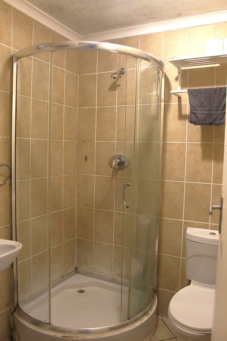 1 Bedroom Property for Sale in Gordons Bay Central Western Cape